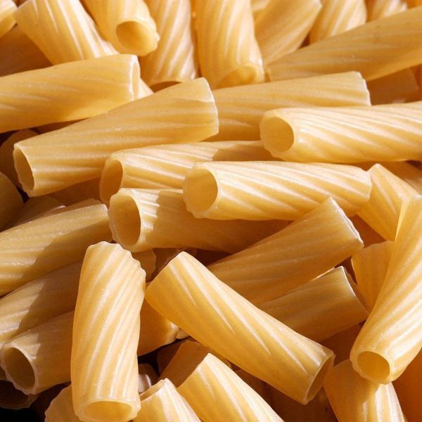 Macaroni pasta